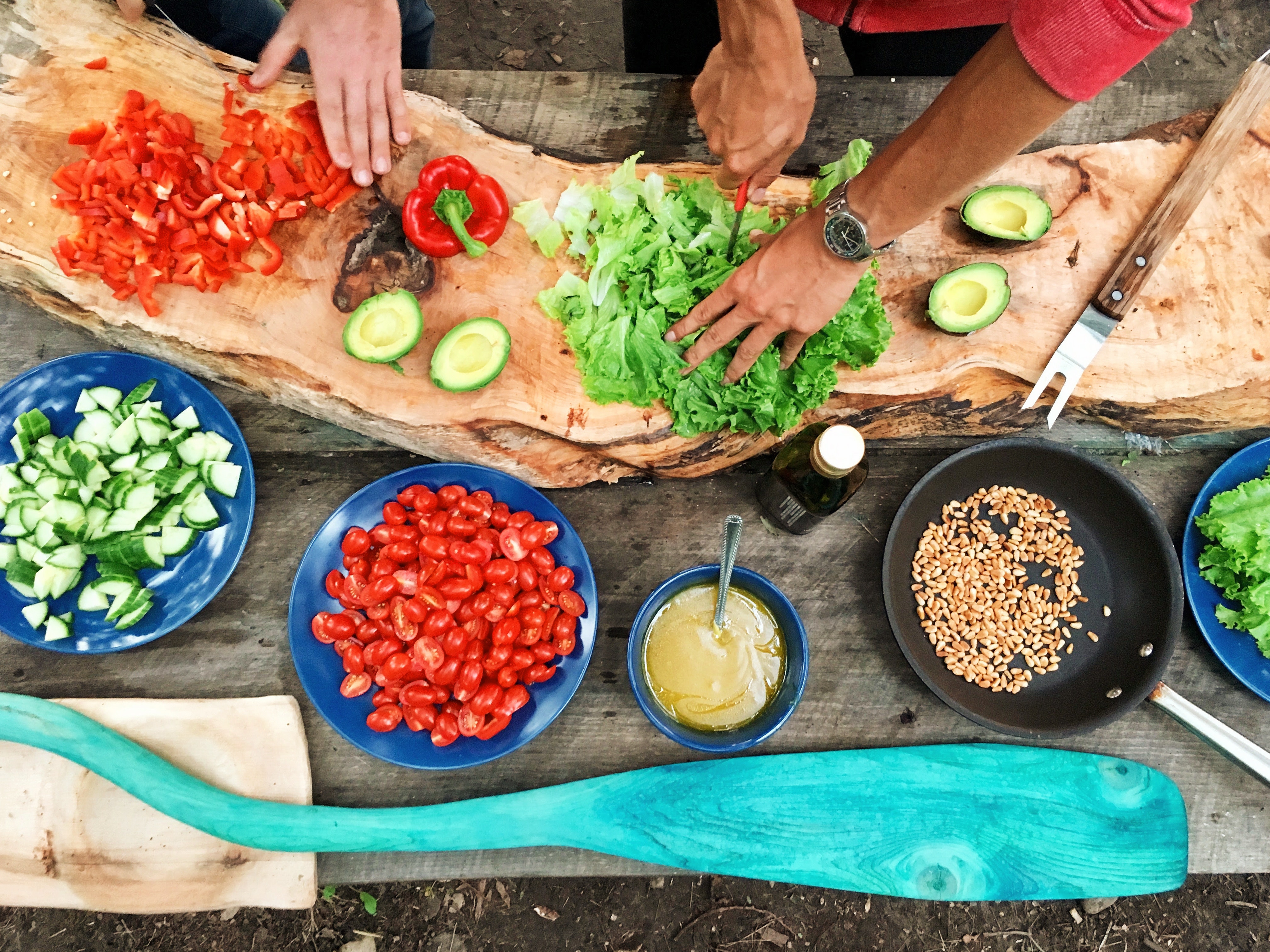 Cuisiner ensemble avec des produits naturels