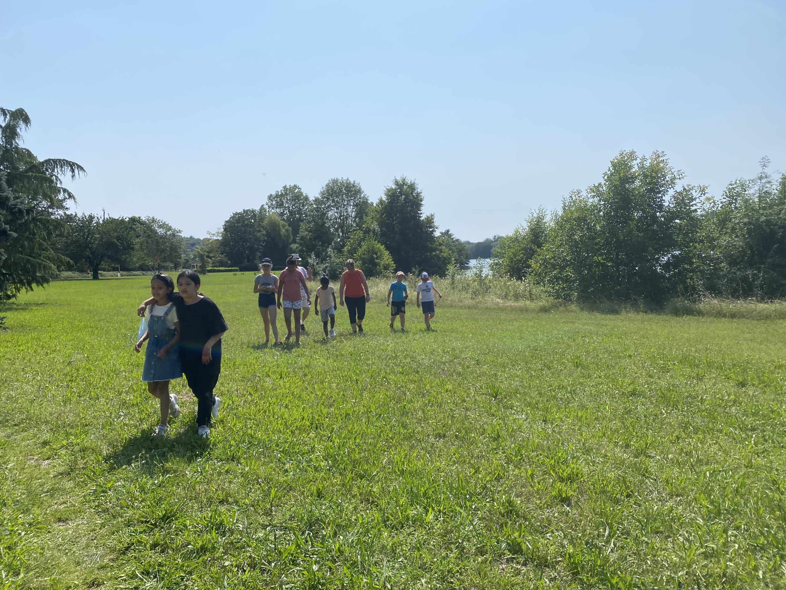 Chasse aux trésors et pique-nique en famille